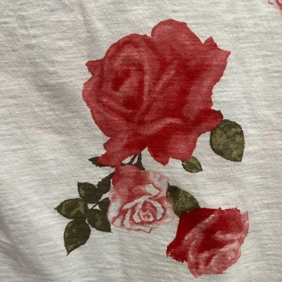 Floral V-Neck Women's Top - White and Red - Picture 4 of 5